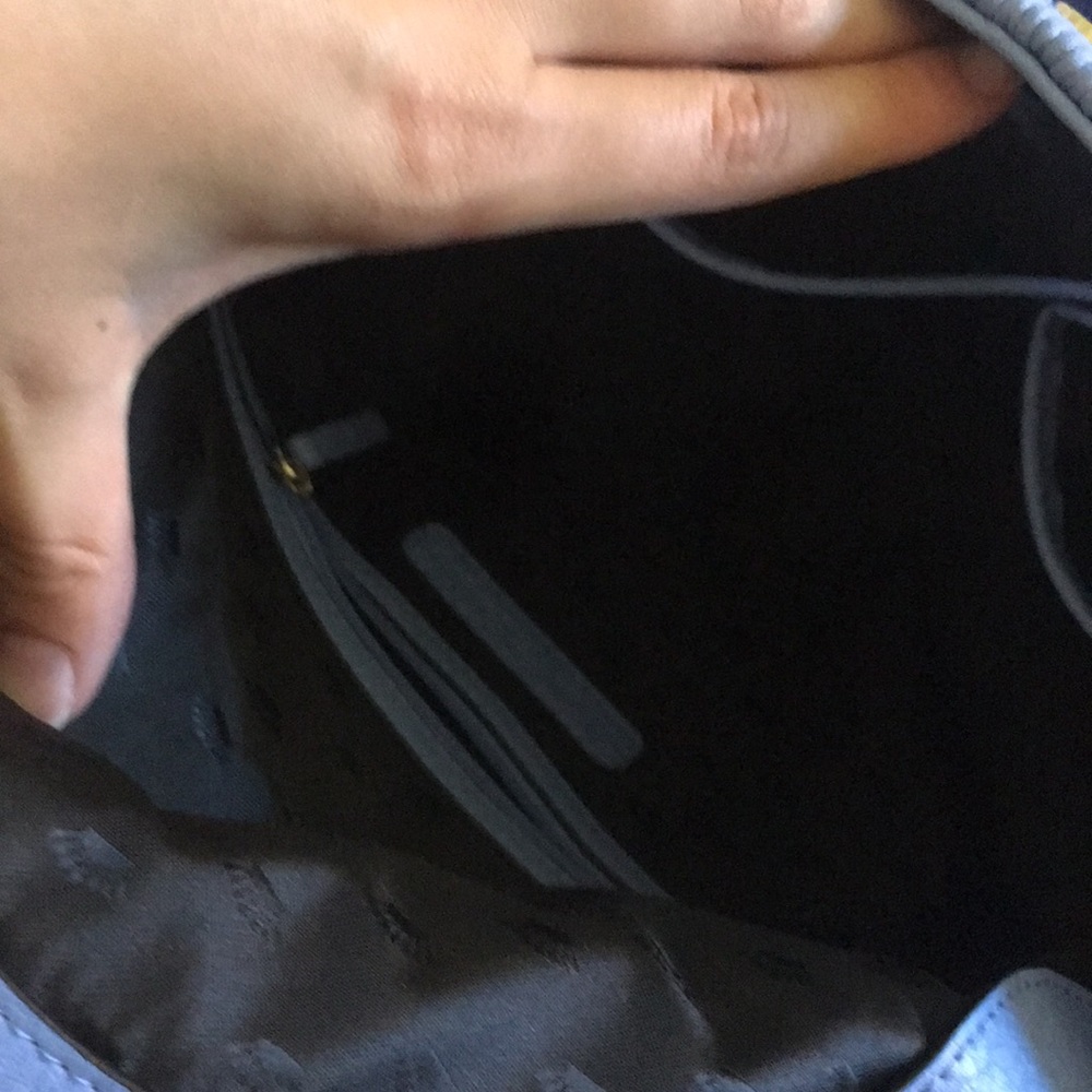 Purse - Picture 2 of 3